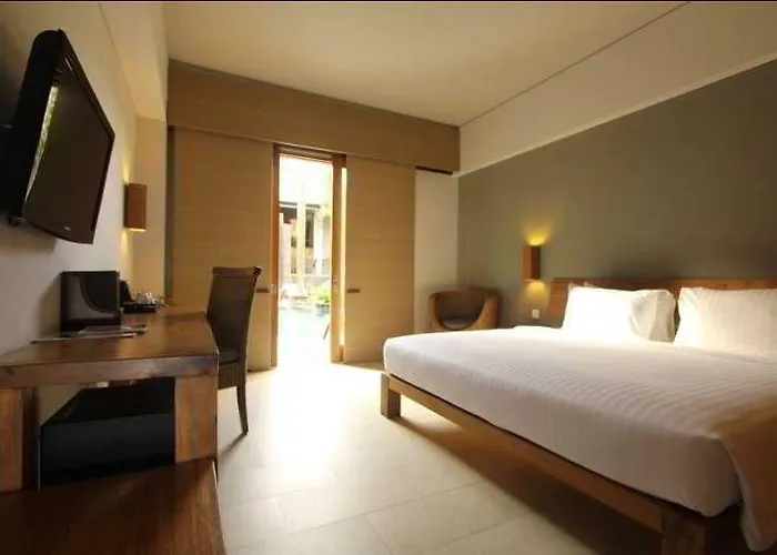 The Oasis Benoa Bali 4*