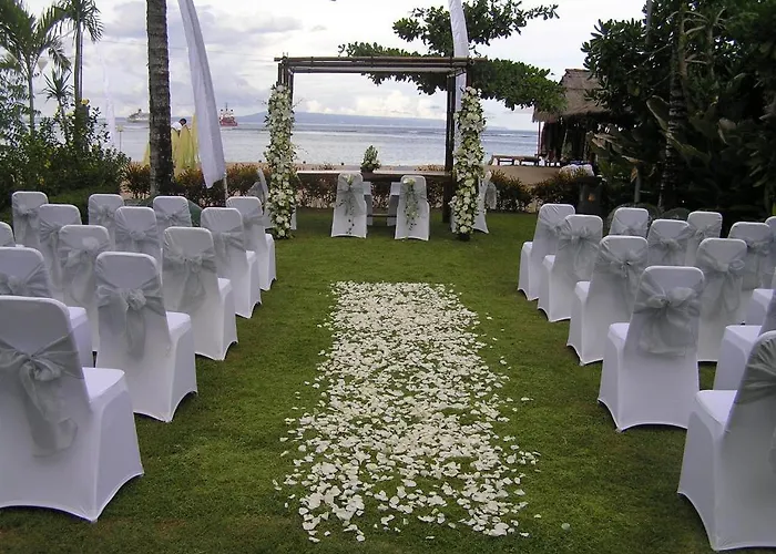 リゾート The Oasis Benoa Bali 4*