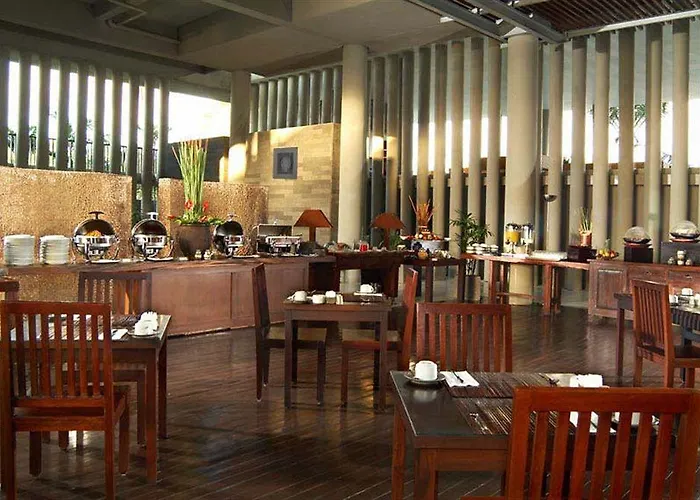 The Oasis Benoa Bali 4* ヌサドゥア